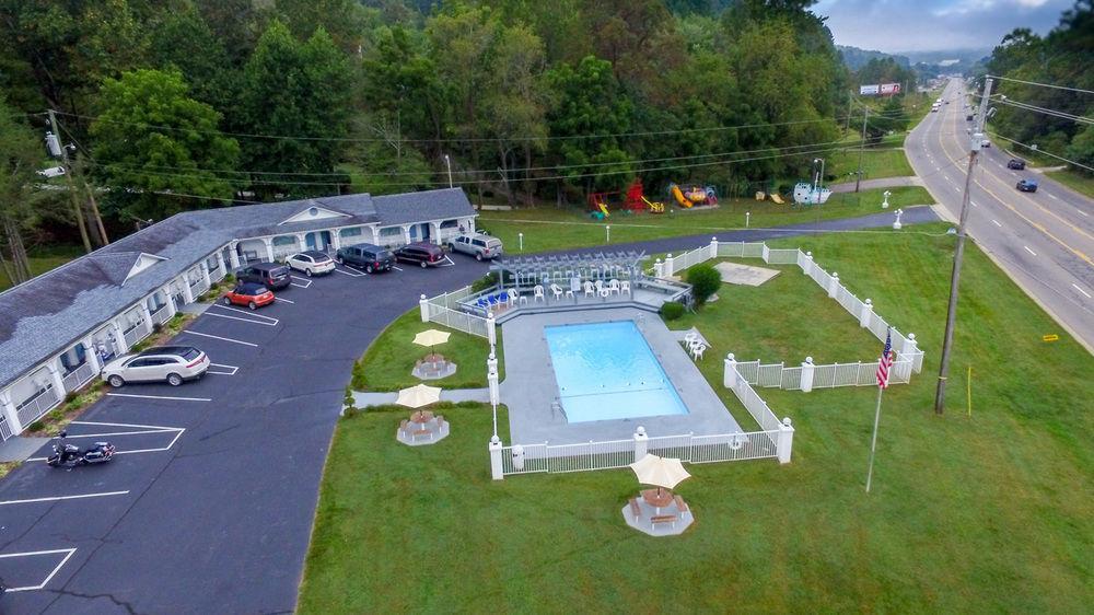 Carolina Motel Franklin Exterior photo